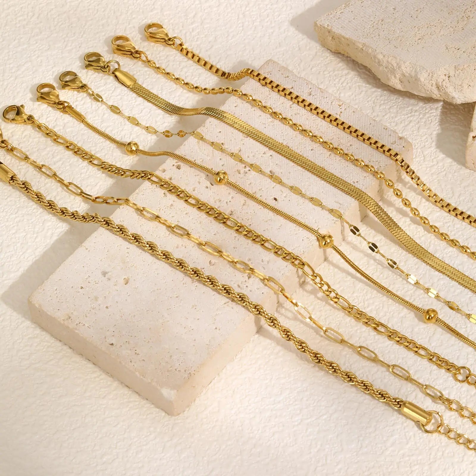 Non Tarnish Stainless Steel Bracelet Gold Plated Stackable for Women, Thin Herribone Chain Bracelet Waterproof Jewelry